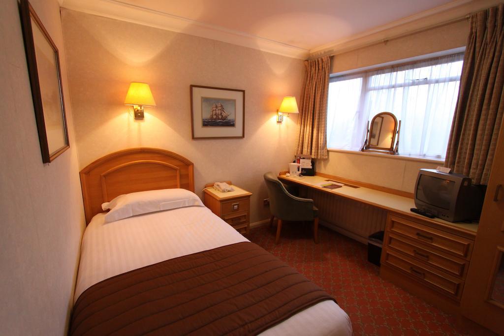 Swallow Churchgate Hotel Гарлоу Номер фото