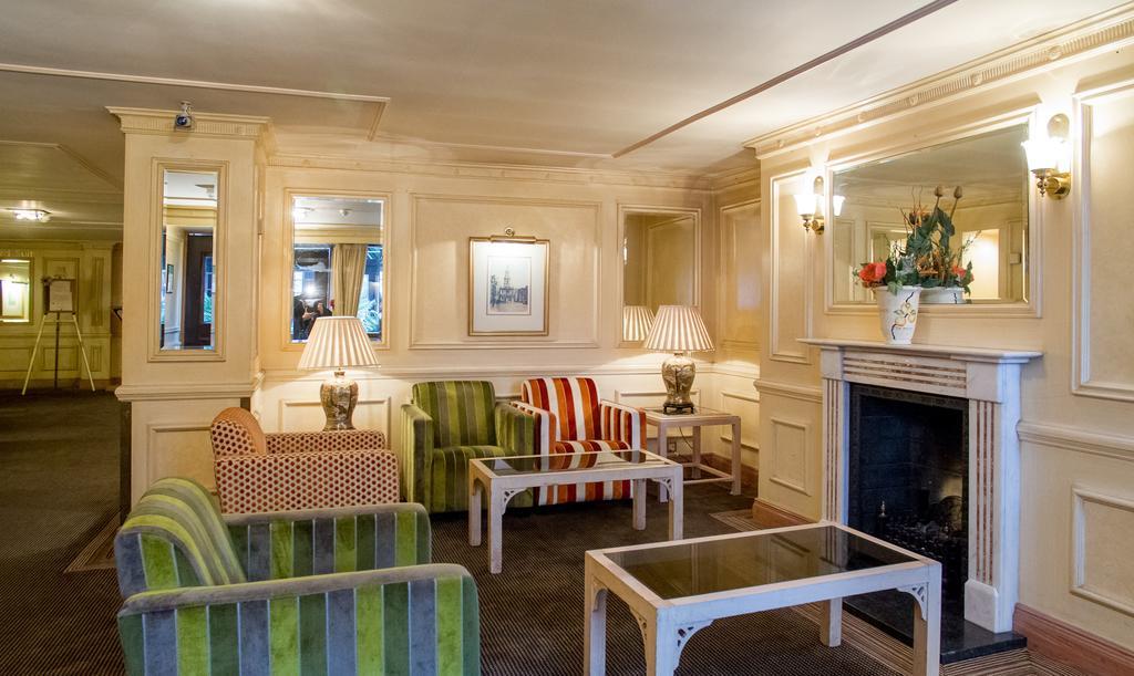 Swallow Churchgate Hotel Гарлоу Екстер'єр фото