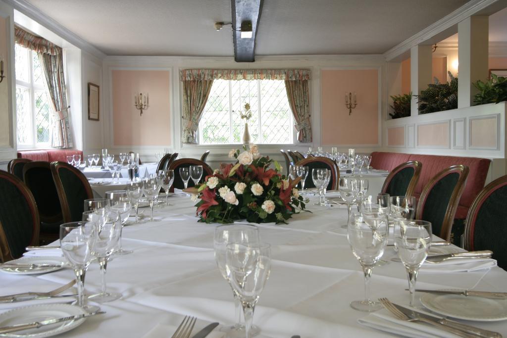 Swallow Churchgate Hotel Гарлоу Екстер'єр фото