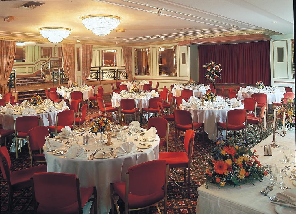Swallow Churchgate Hotel Гарлоу Екстер'єр фото